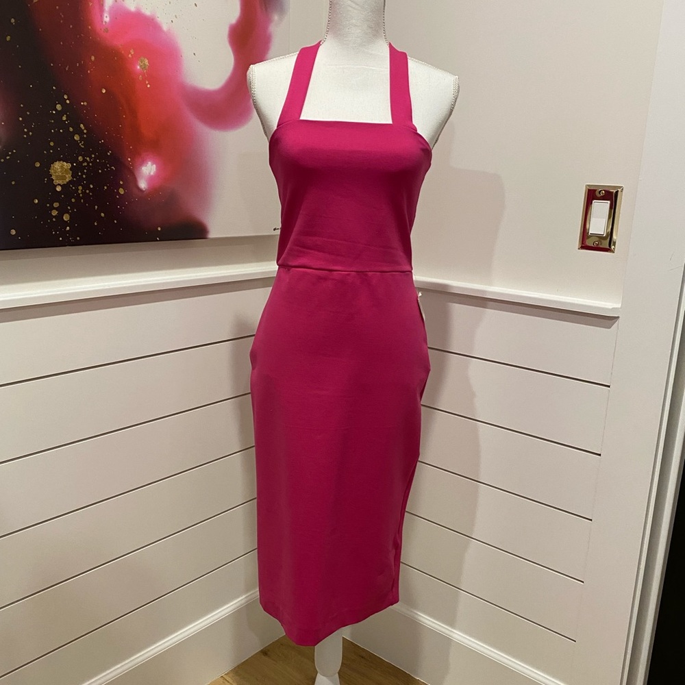 New w/tags! Form fitting fuchsia dress.